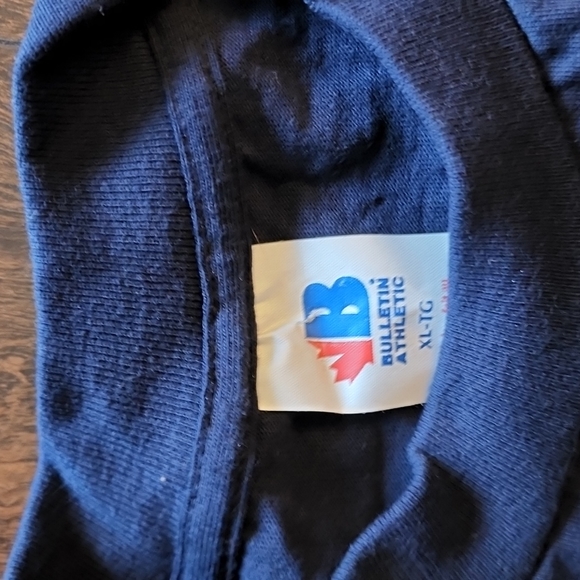 Quebec Sourvenir Tee. Navy Blue. Men's Size XL - Picture 4 of 6